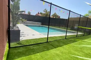 vallas-de-seguridad-para-piscinas-cesped-3