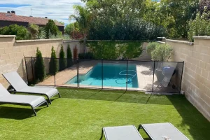 vallas-de-seguridad-para-piscinas-recta-pequenya